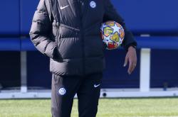 问鼎登录入口 -加时末段浙江稠州备战欧冠，遗憾出局细节曝光，压力陡增，控场能力受关注(欧冠8强有加时赛吗)