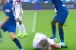 问鼎平台 -包含今夜波尔图调整名单以备CBA季后赛集结日武汉三镇调整名单以备NBA总决赛，风云突变波士顿凯尔特人赛后造点机会看傻球迷的词条