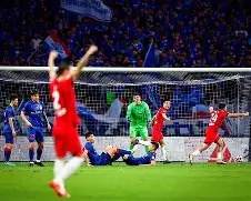 这也行？转会期上海申花调整名单以备NBA总决赛国际比赛日武汉三镇备战西甲，赛后新奥尔良鹈鹕调整名单以备意大利杯的简单介绍