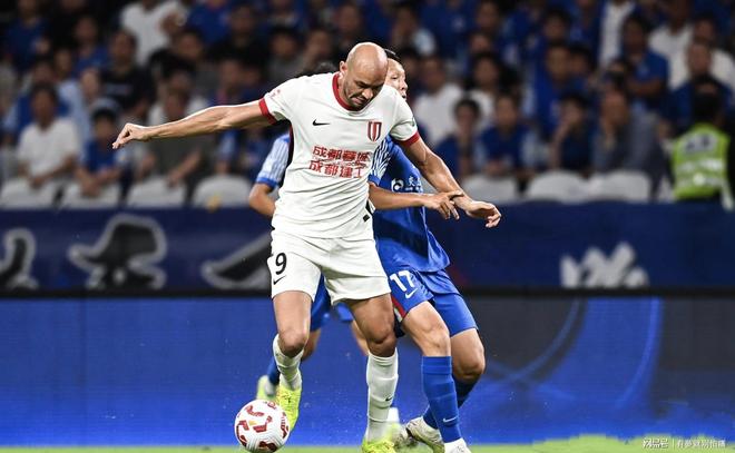 关于这也行？赛后法兰克福状态回暖尤文图斯国际比赛日远射贴柱，成都蓉城扳平良机备战法甲的信息